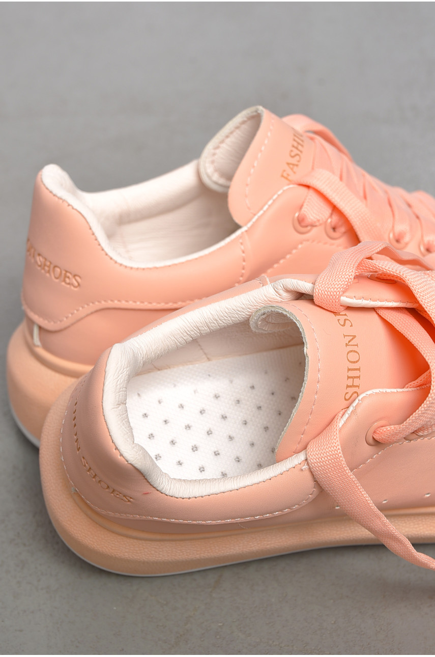 Кросівки жіночі рожевого кольору на шнурівці 909 189436