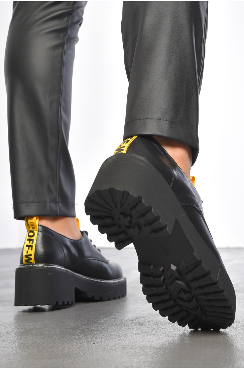 Лофери жіночі чорного кольору L101 189453