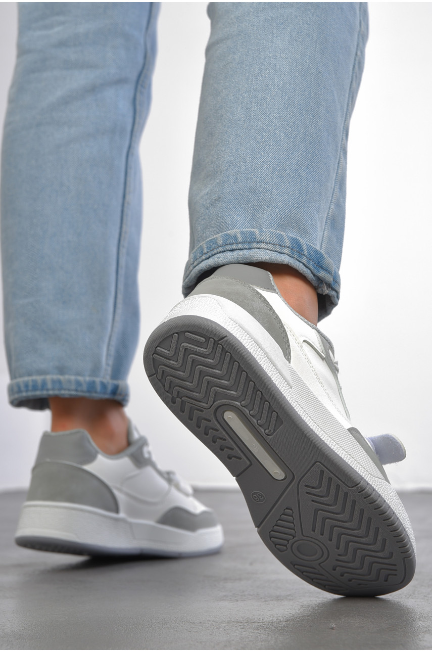Кросівки жіночі біло-сірого кольору на шнурівці YB2468-2 189622