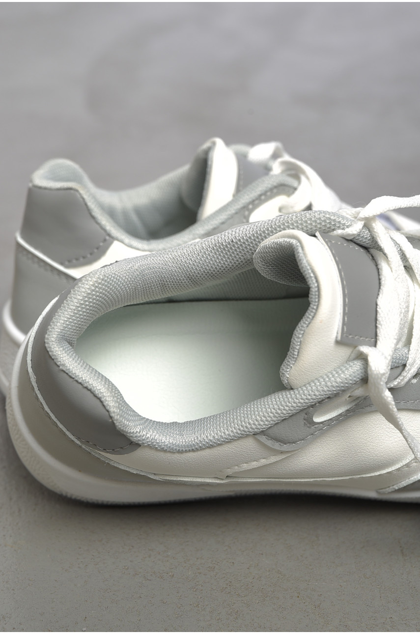 Кросівки жіночі біло-сірого кольору на шнурівці YB2468-2 189622