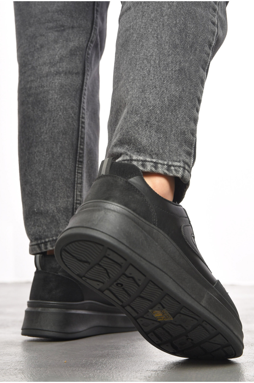 Кросівки жіночі чорного кольору на шнурівці 188-237 190284