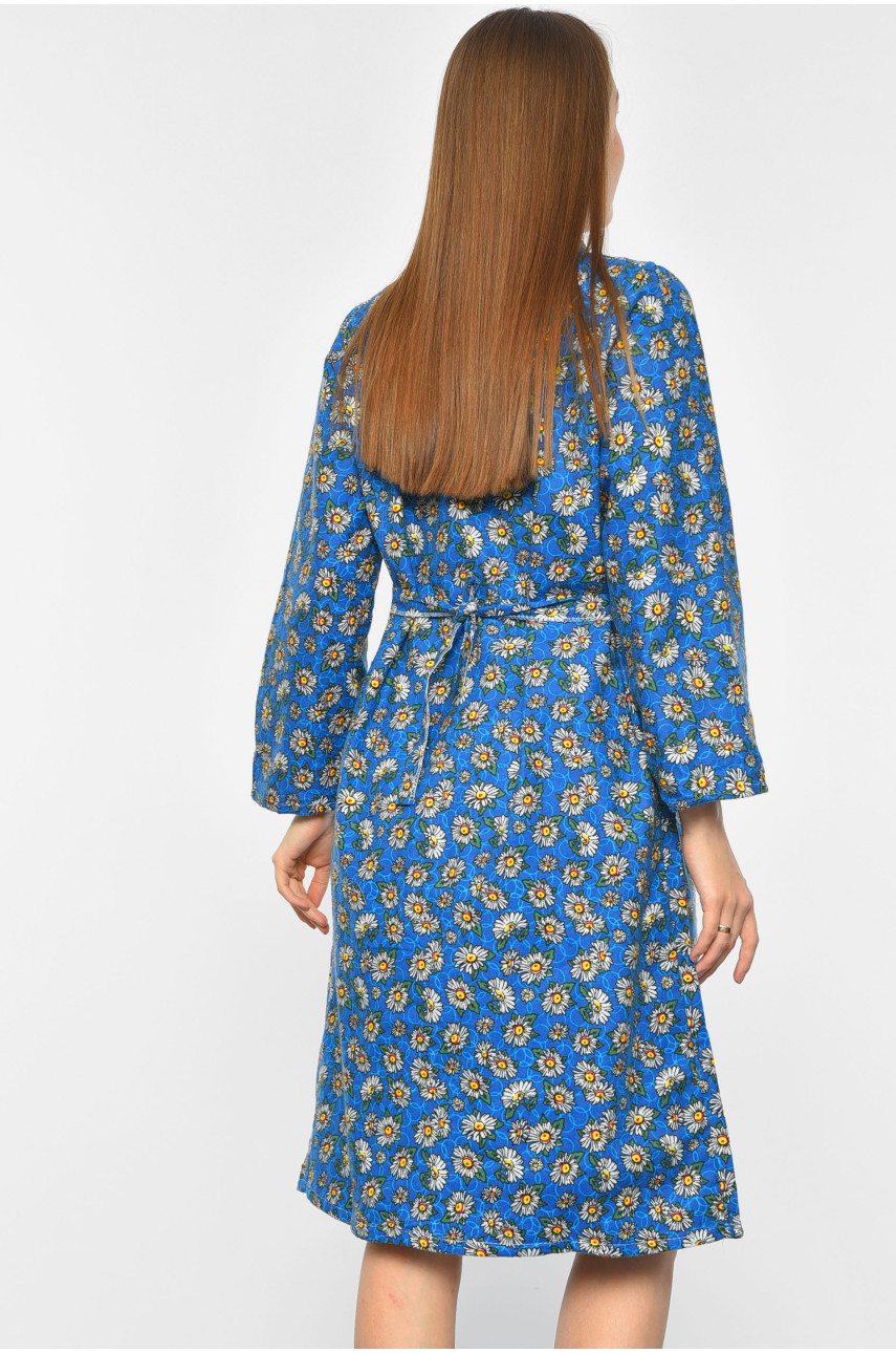 Халат женский байковый батальный синего цвета с цветочным принтом 190285