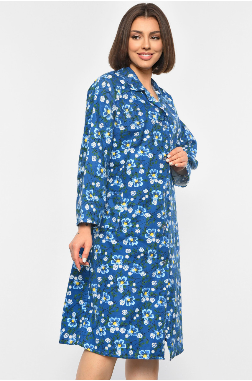 Халат женский байковый батальный синего цвета с цветочным принтом 190291