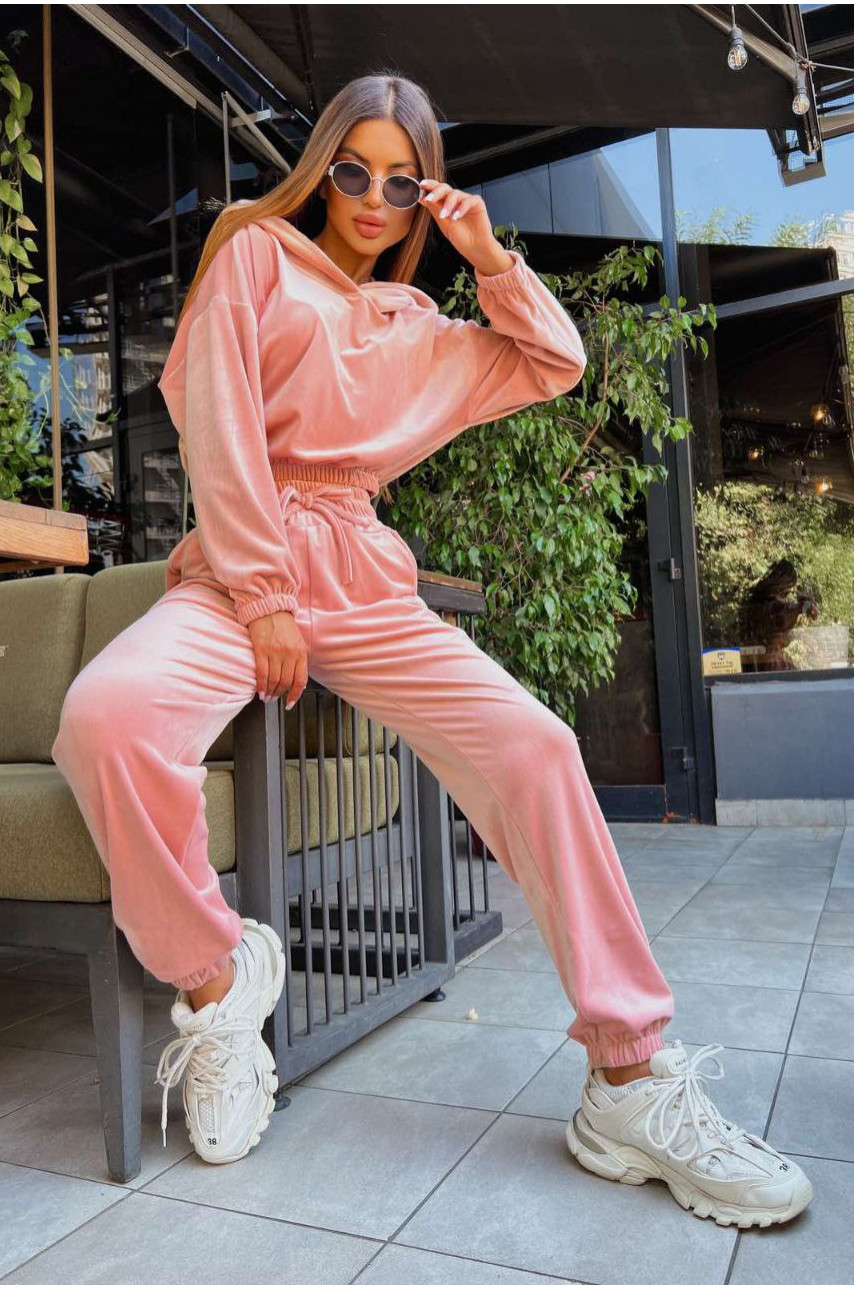 Костюм жіночий велюровий рожевого кольору 2021 190401