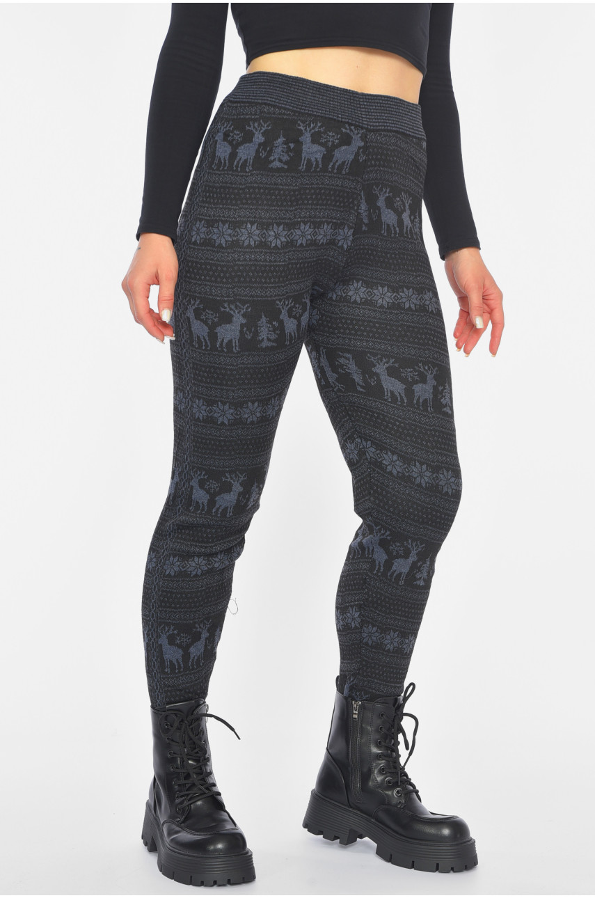 Лосины женские полубатальные на флисе черного цвета с рисунком 689 190478
