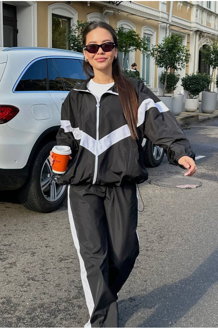 Костюм женский черного цвета 1460 190655 Костюм женский черного цвета 1460 190655