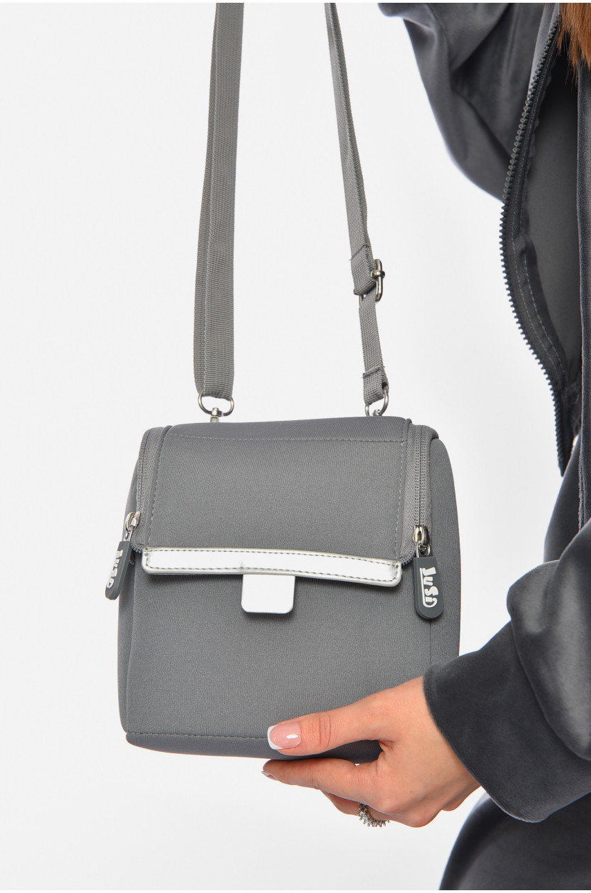 Сумка-бананка жіноча однотонна текстильна сірого кольору 191409