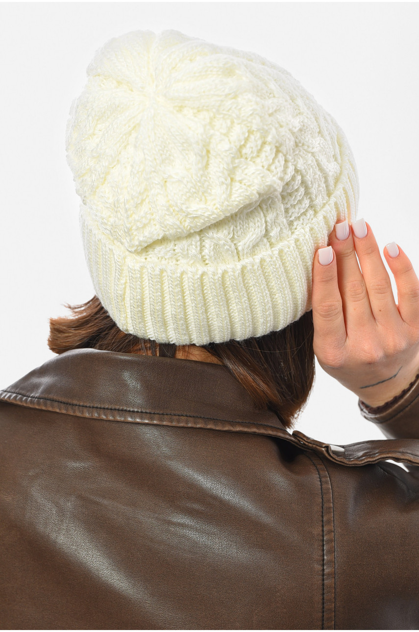 Шапка жіноча зимова на флісі однотонна молочного кольору 192006