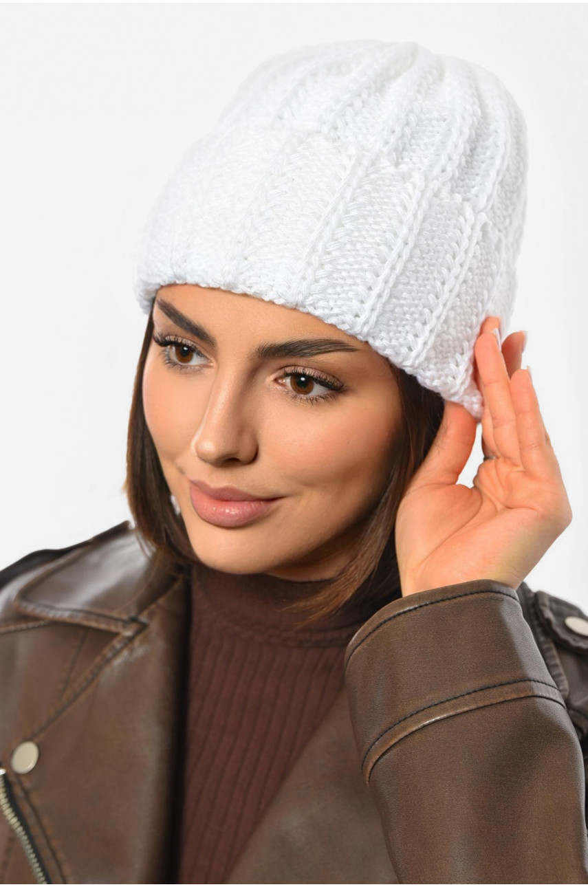 Шапка женская зимняя на флисе однотонная белого цвета 192023 Шапка женская зимняя на флисе однотонная белого цвета 192023
