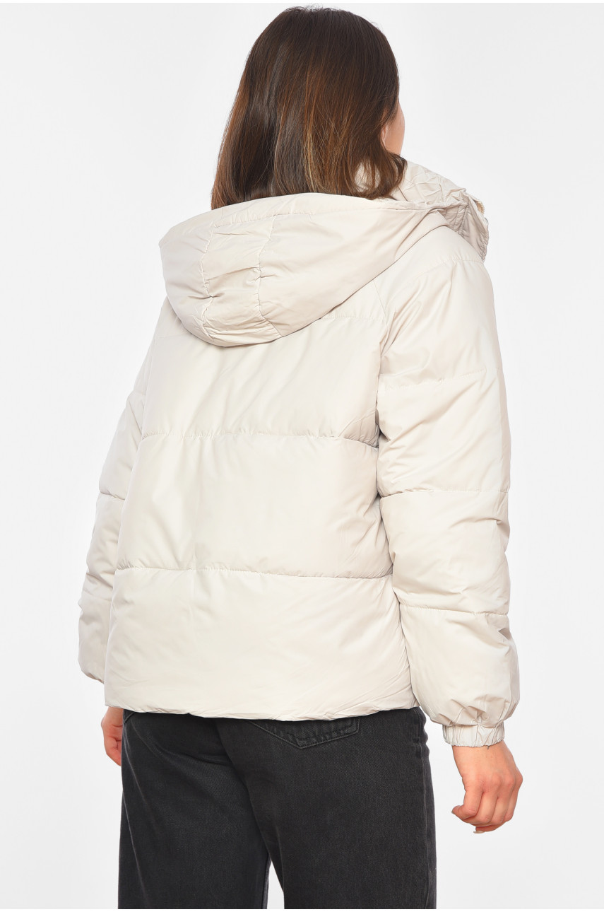 Куртка жіноча демісезонна світло-бежевого кольору 2025 192043 Куртка жіноча демісезонна світло-бежевого кольору 2025 192043