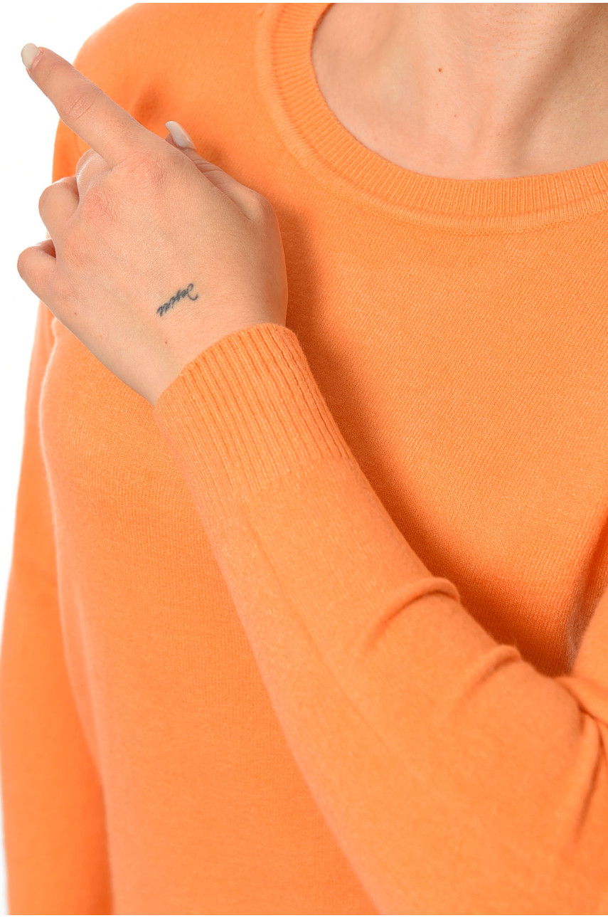 Свитер женский оранжевого цвета 2033 192518 Свитер женский оранжевого цвета 2033 192518