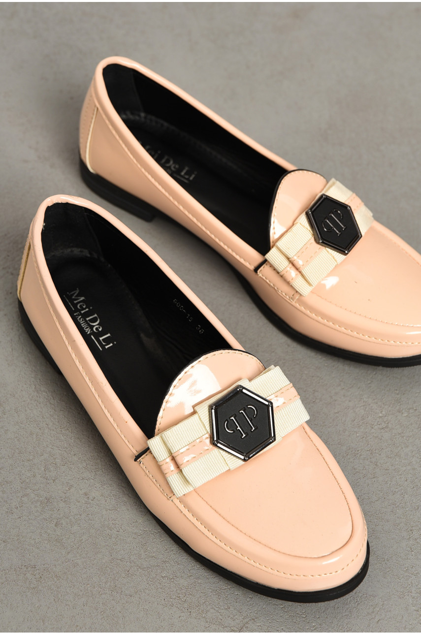 Туфлі-лофери жіночі бежевого кольору 1800944 192645