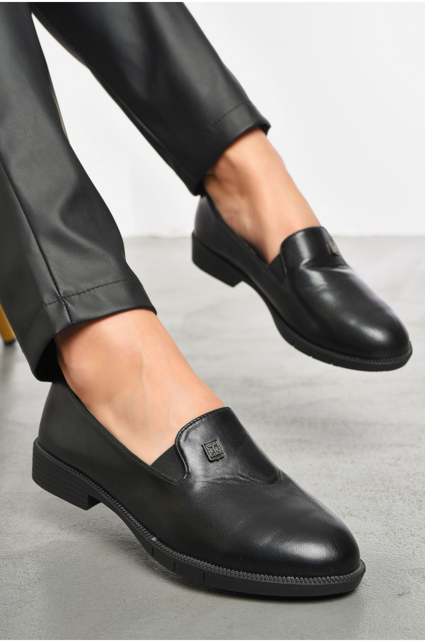 Туфлі-лофери жіночі чорного кольору 1964179 192675 Туфлі-лофери жіночі чорного кольору 1964179 192675