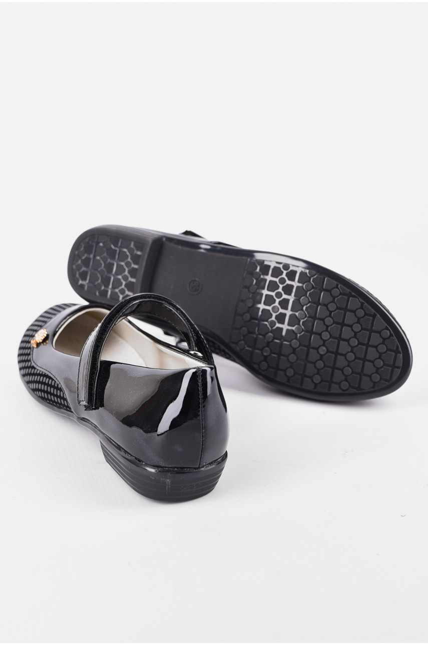 Туфлі для дівчинки чорного кольору на ліпучці 1962870 192791 Туфлі для дівчинки чорного кольору на ліпучці 1962870 192791