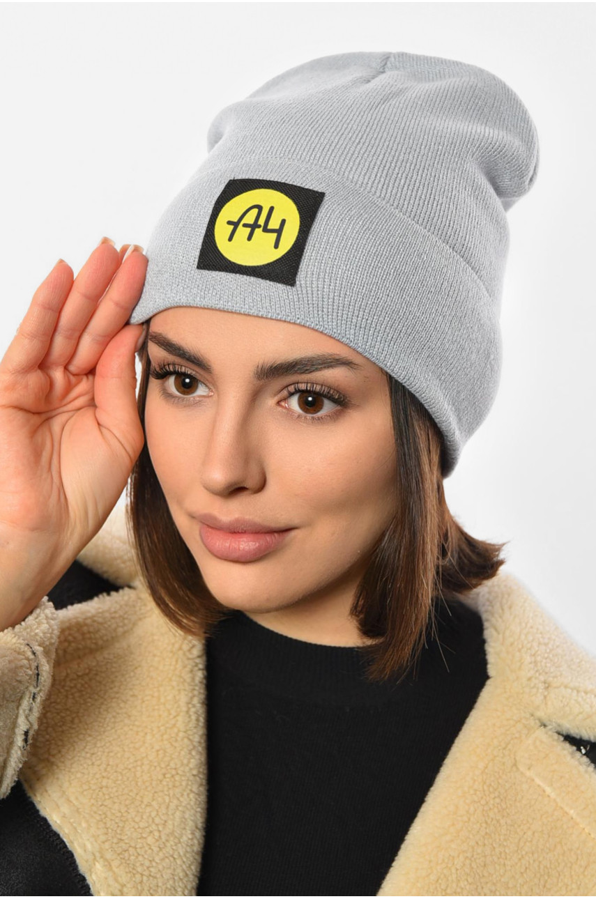Шапка женская зимняя на флисе однотонная светло-серого цвета 193184 Шапка женская зимняя на флисе однотонная светло-серого цвета 193184