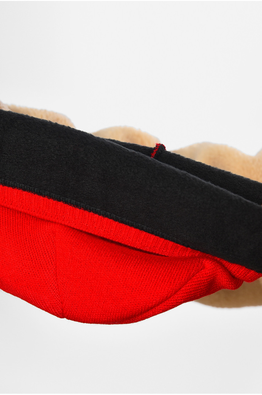 Шапка зимняя подростковая с нашивкой красного цвета 193212