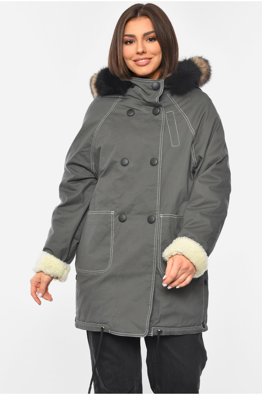 Парка жіноча демісезонна сірого кольору 401853 193287