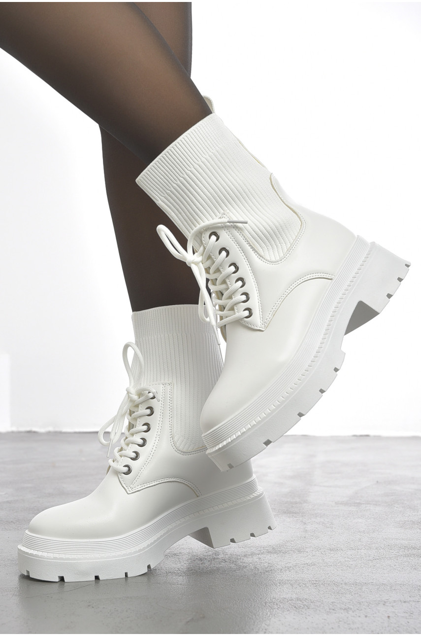 Ботинки женские демисезонные белого цвета 855-2 193357