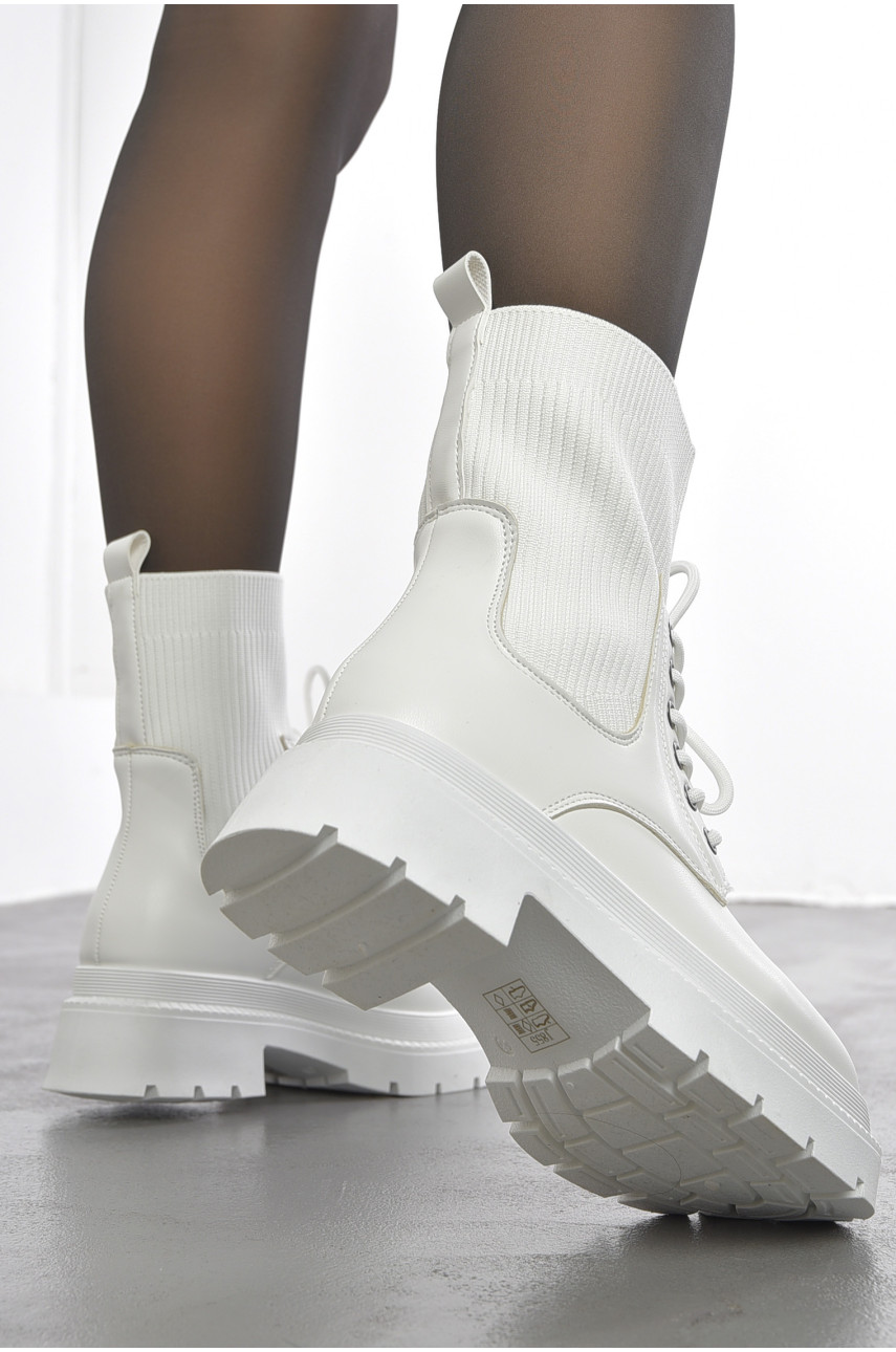 Ботинки женские демисезонные белого цвета 855-2 193357