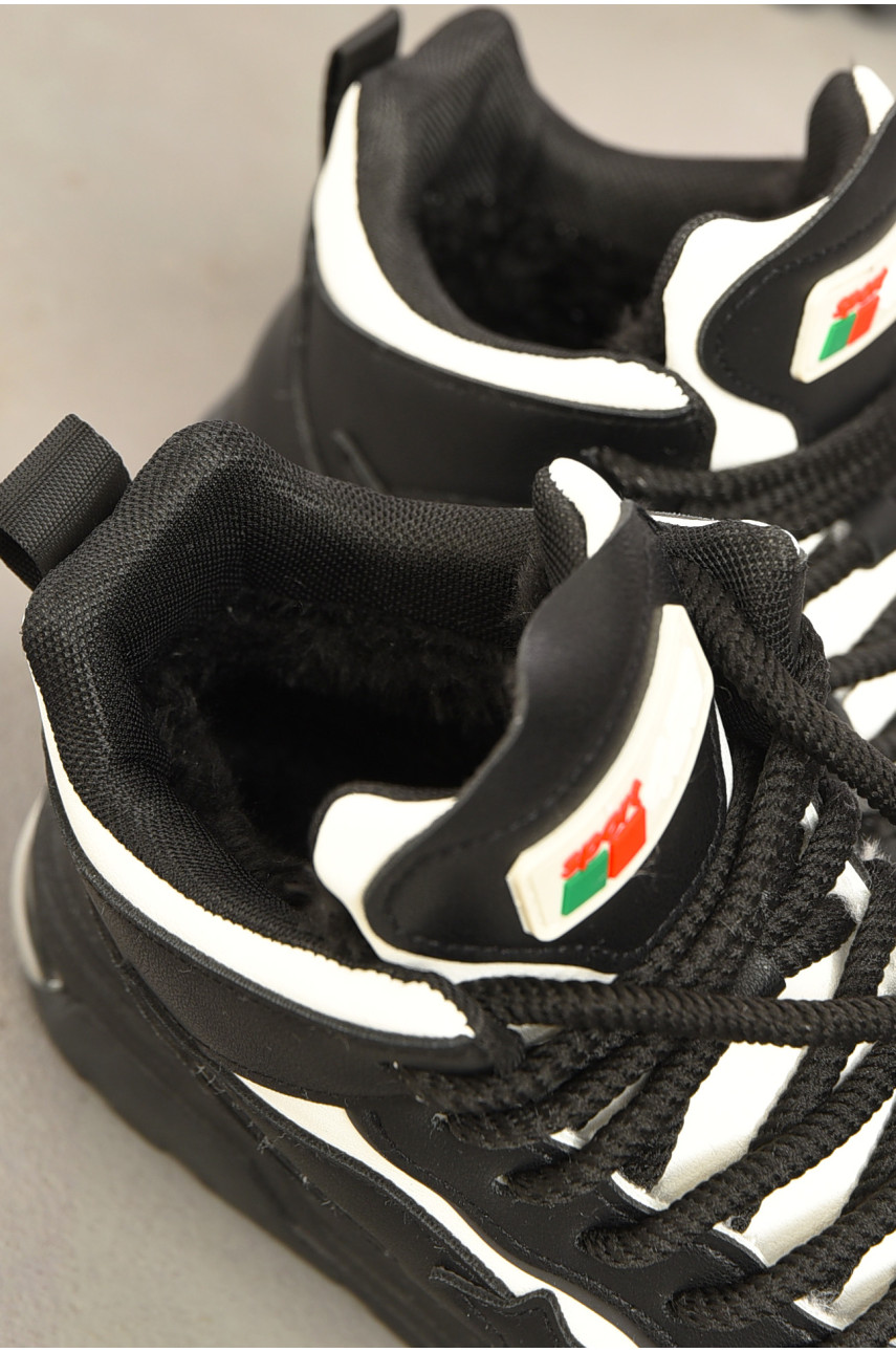 Кросівки жіночі зимові чорно-білого кольору на шнурівці 106-2 193846