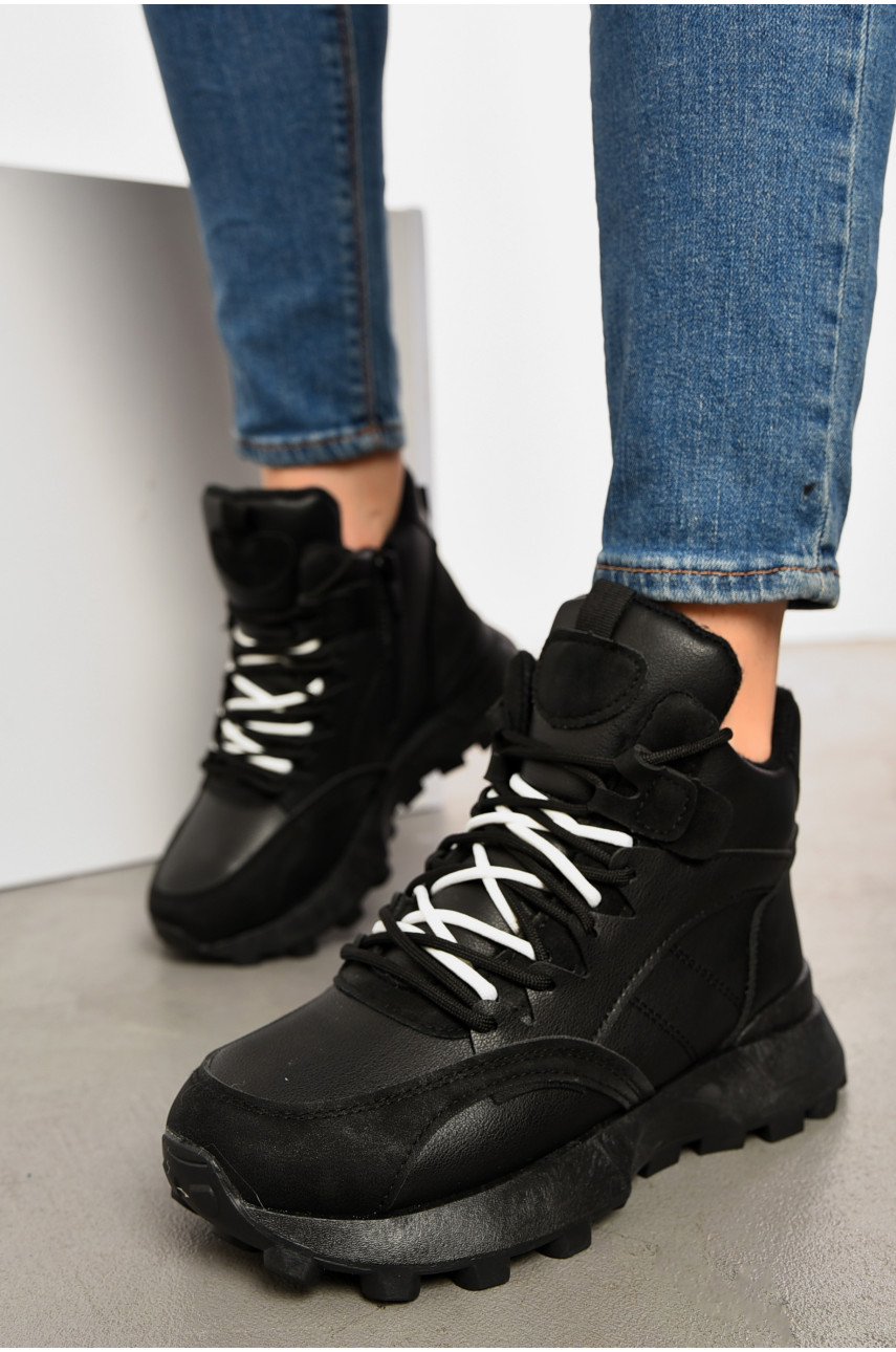 Кросівки жіночі зимові чорного кольору на шнурівці 109-5 193867