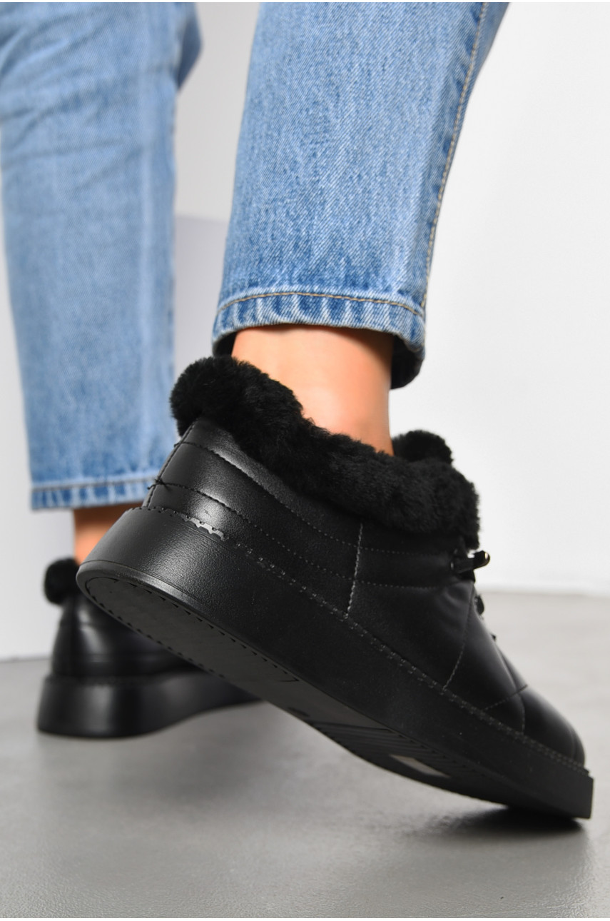 Туфлі-лофери жіночі на хутрі чорного кольору 100-5 194044