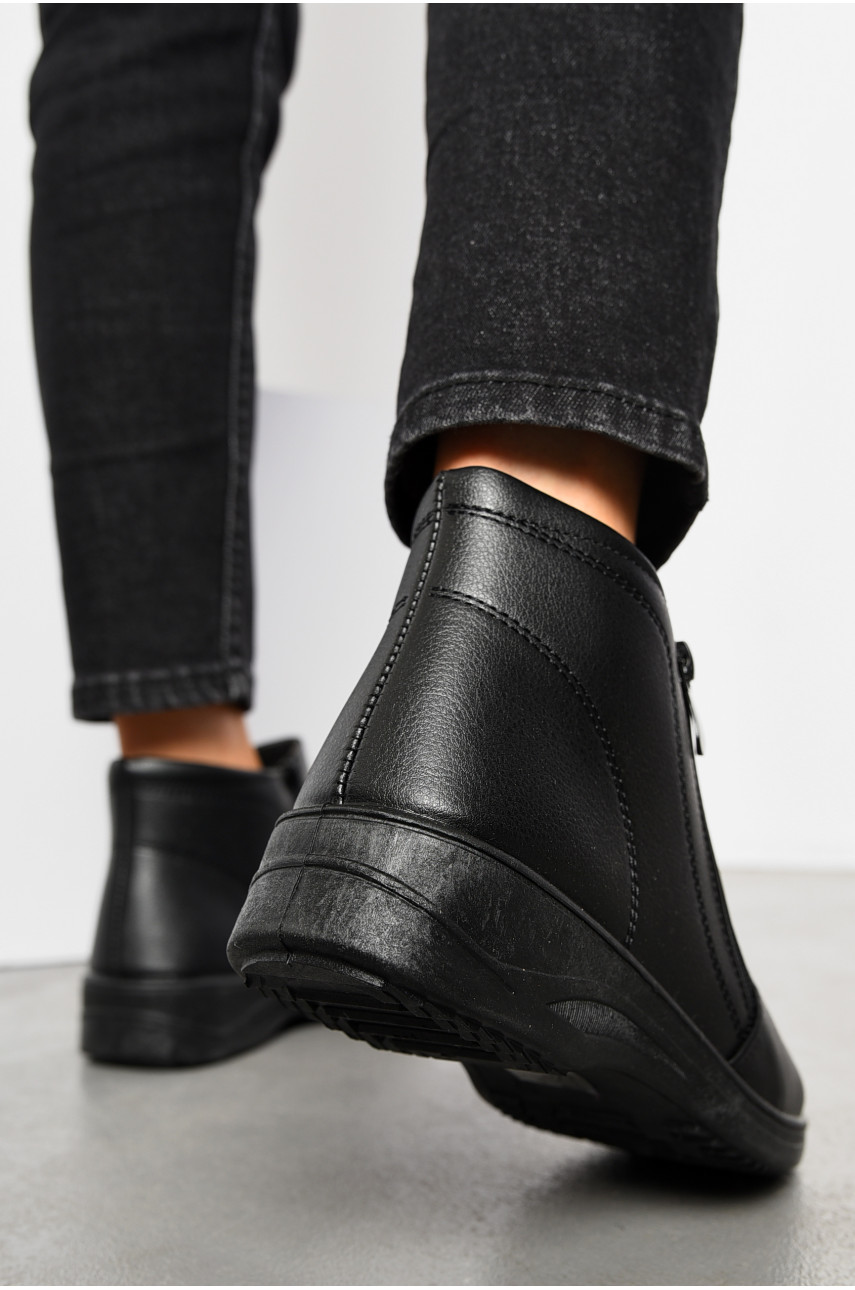 Ботинки женские черного цвета на молнии w3-D23 194133 Ботинки женские черного цвета на молнии w3-D23 194133