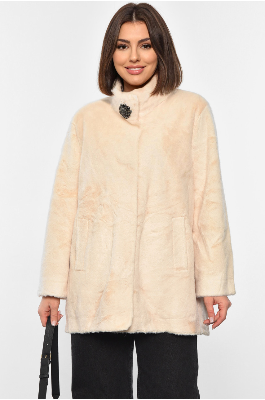 Шуба женская на искусственном меху бежевого цвета 2118 194545 Шуба женская на искусственном меху бежевого цвета 2118 194545