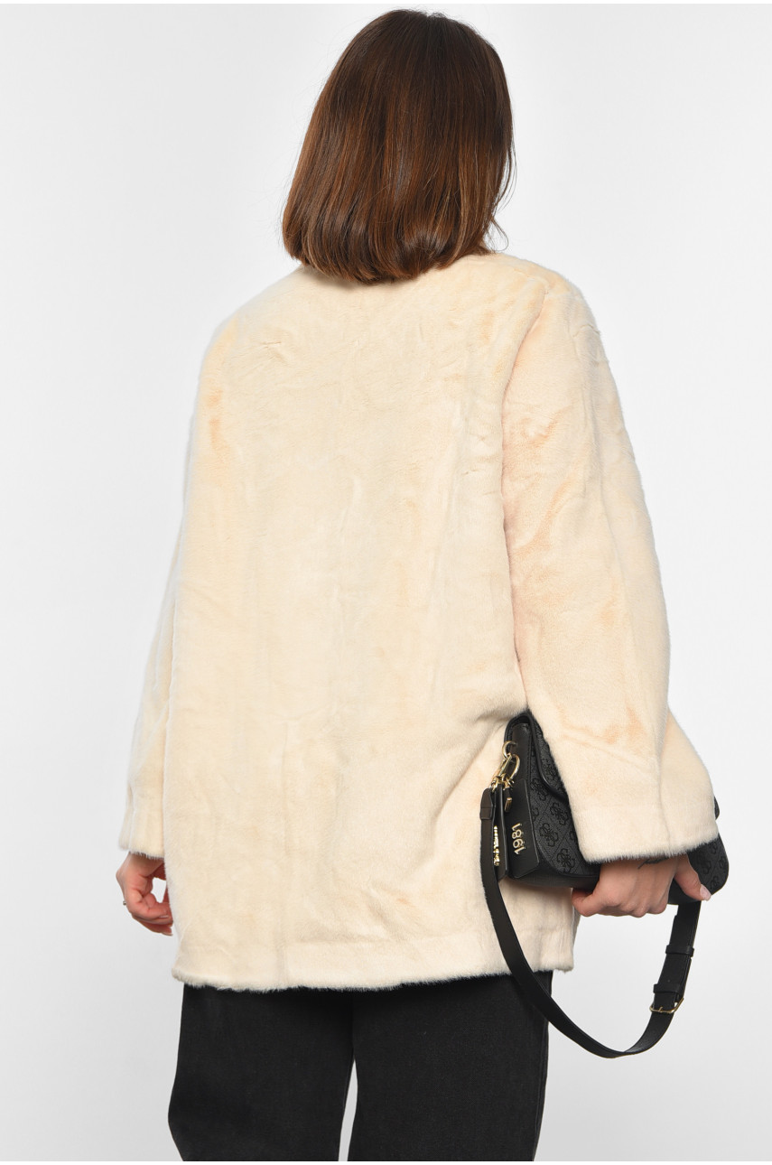 Шуба женская на искусственном меху бежевого цвета 2118 194545 Шуба женская на искусственном меху бежевого цвета 2118 194545