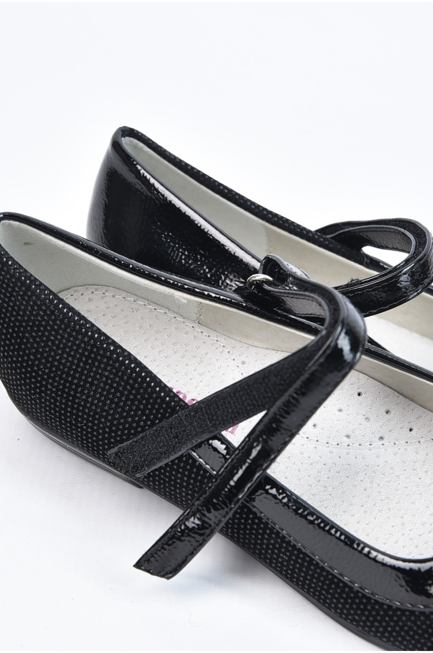 Туфлі для дівчинки чорного кольору на ліпучці 1962874 194957