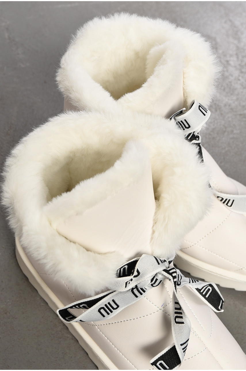 Уггі жіночі на хутрі білого кольору F112 195026
