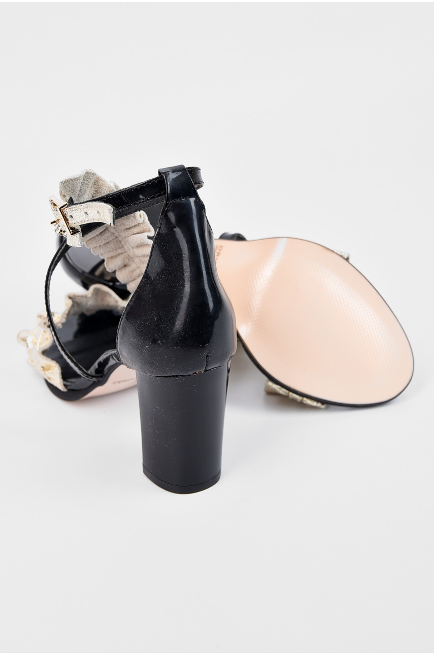 Босоножки женские черного цвета 17-09558 195099 Босоножки женские черного цвета 17-09558 195099