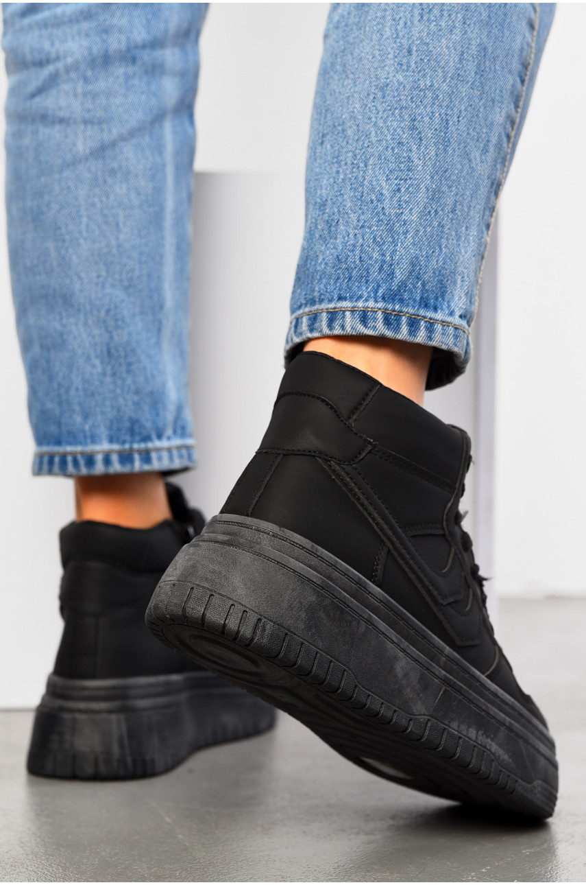 Кросівки жіночі зимові чорного кольору на шнурівці 989-2 195147