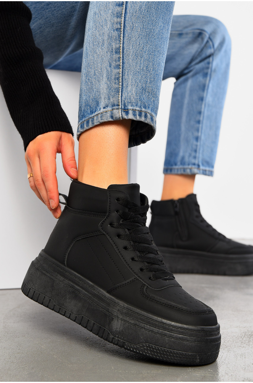 Кросівки жіночі зимові чорного кольору на шнурівці 988-2 195152