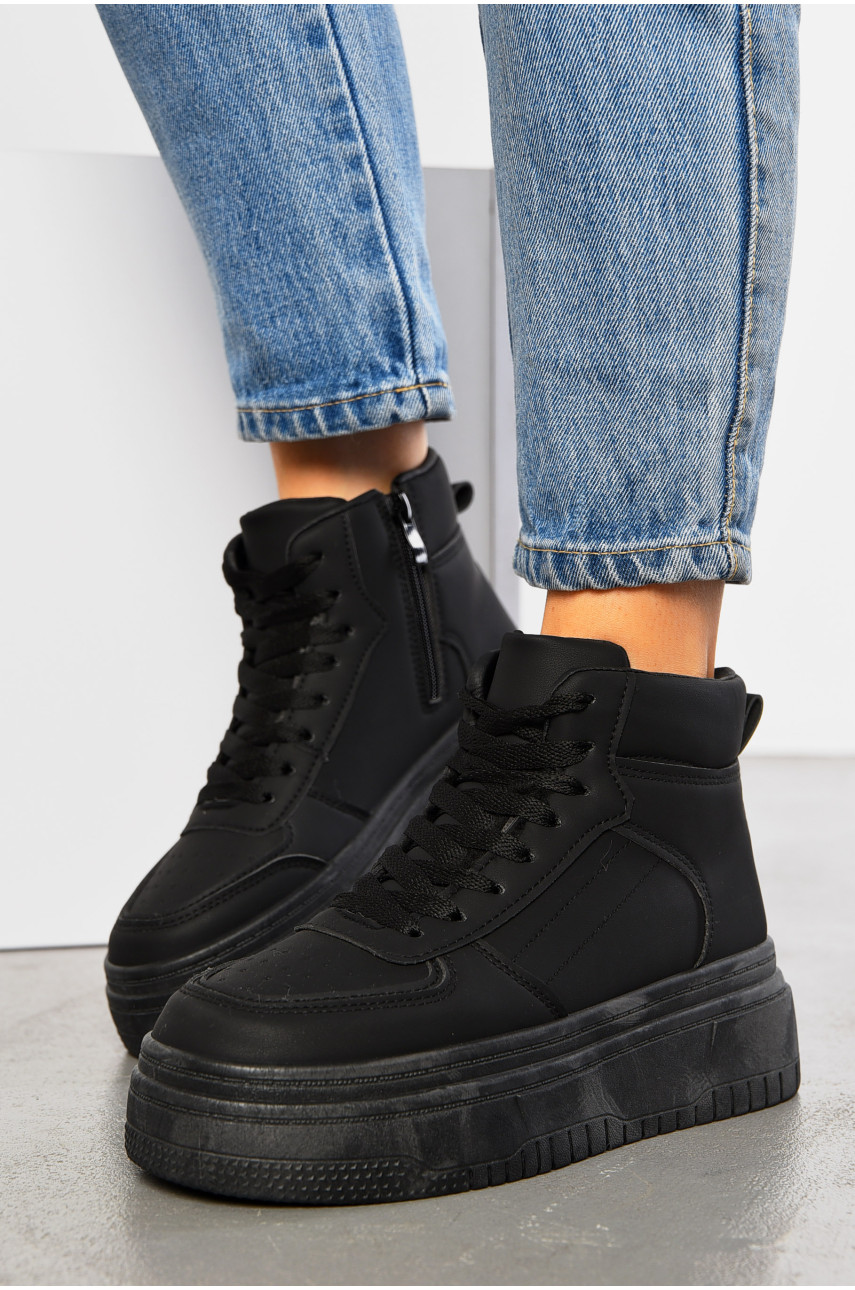 Кросівки жіночі зимові чорного кольору на шнурівці 988-2 195152