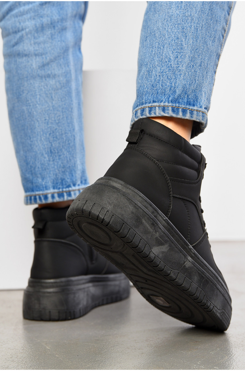 Кросівки жіночі зимові чорного кольору на шнурівці 990-2 195153