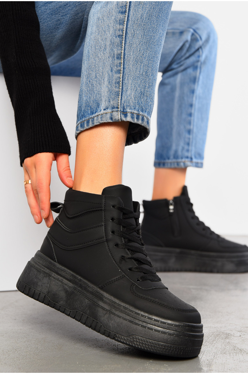 Кросівки жіночі зимові чорного кольору на шнурівці 993-2 195154