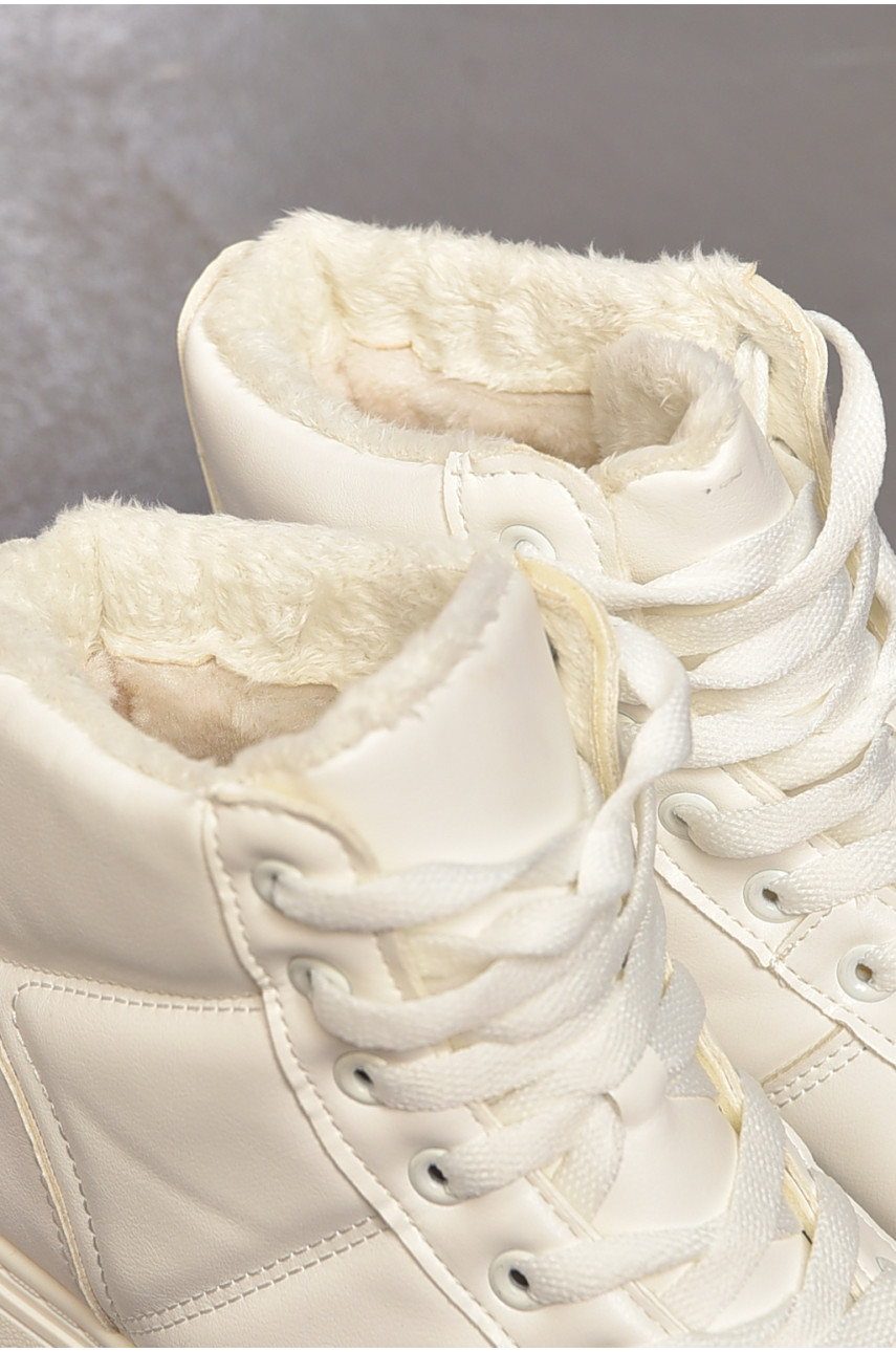 Дутики жіночі на хутрі білого кольору 170-2 195195