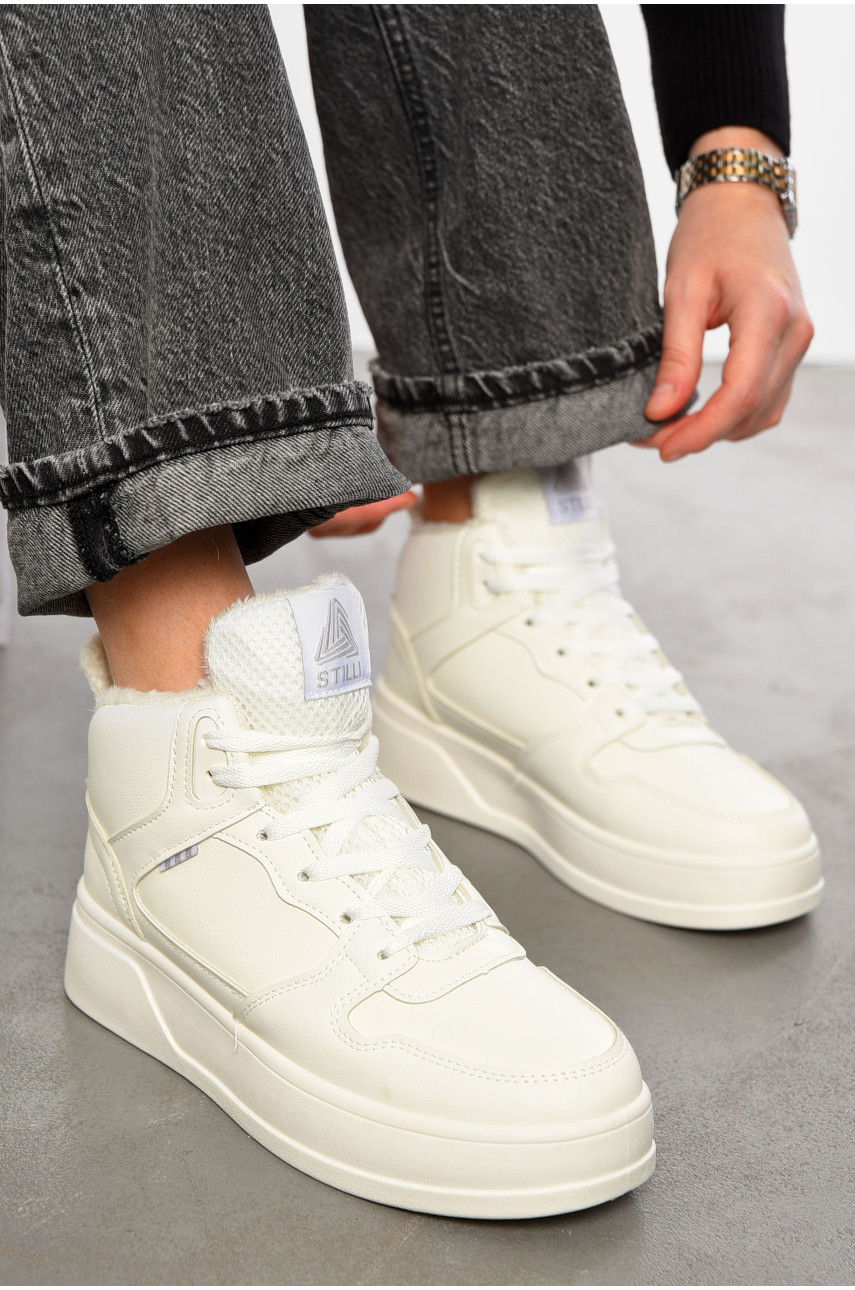 Кросівки жіночі зимові білого кольору на шнурівці 10-2 195197