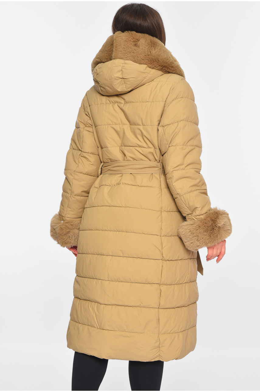 Куртка жіноча єврозима з хутром бежевого кольору 8126 195314