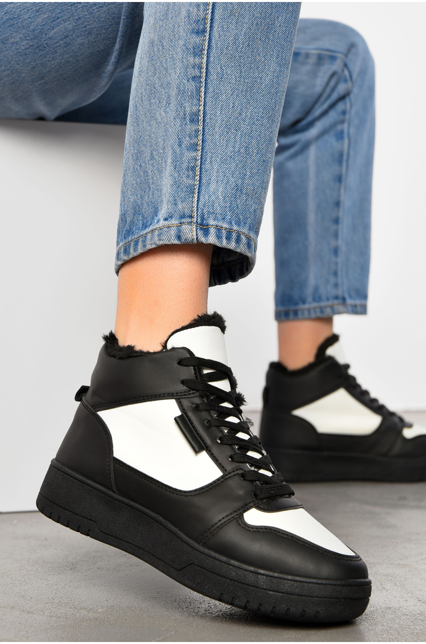 Кросівки жіночі зимові чорно-білого кольору на шнурівці а151 195687