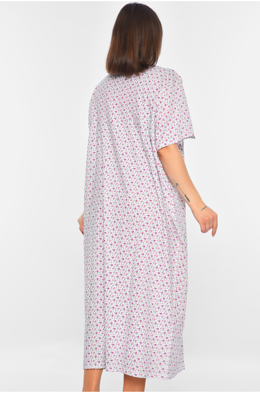 Нічна сорочка жіноча батальна білого кольору з принтом 320 195918 Нічна сорочка жіноча батальна білого кольору з принтом 320 195918