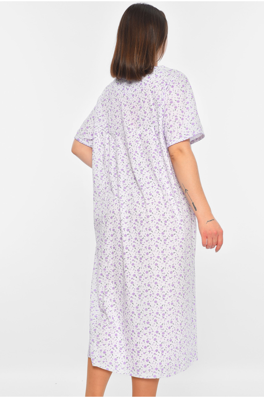 Ночная рубашка женская полубатальная белого цвета с цветочным принтом W-153 195943