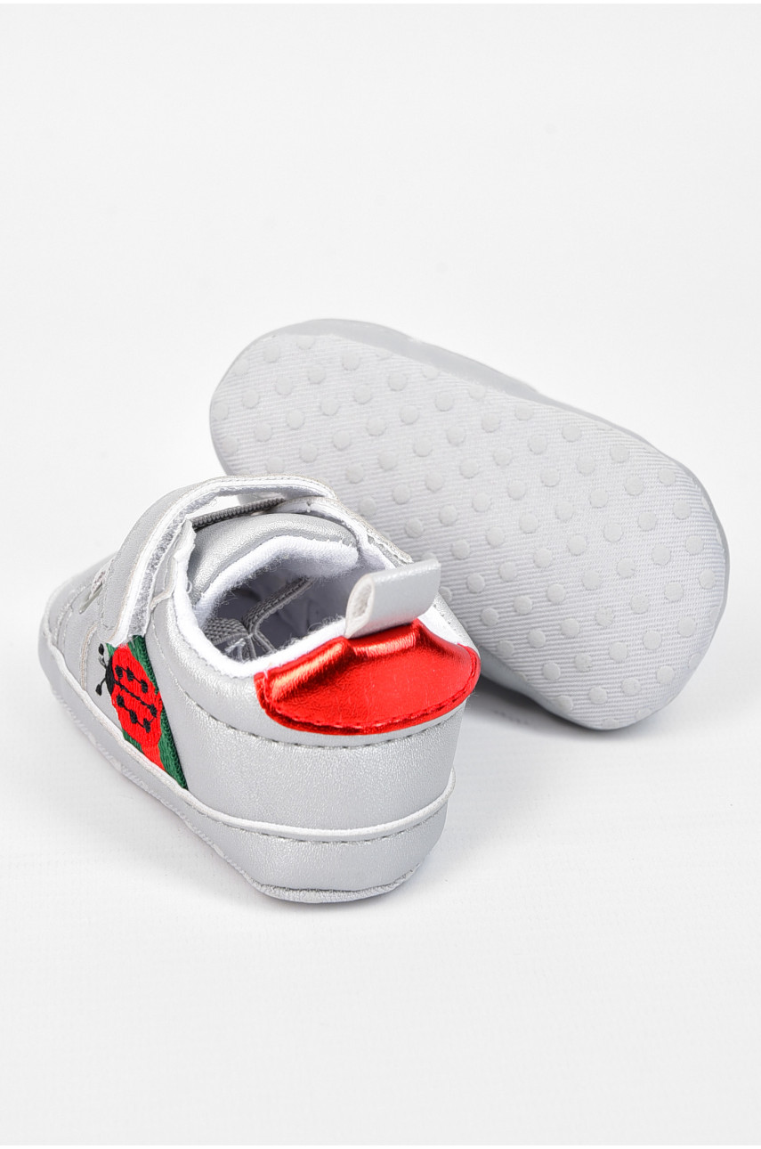 Пінетки дитячі для дівчинки на липучці сірого кольору 196105 Пінетки дитячі для дівчинки на липучці сірого кольору 196105