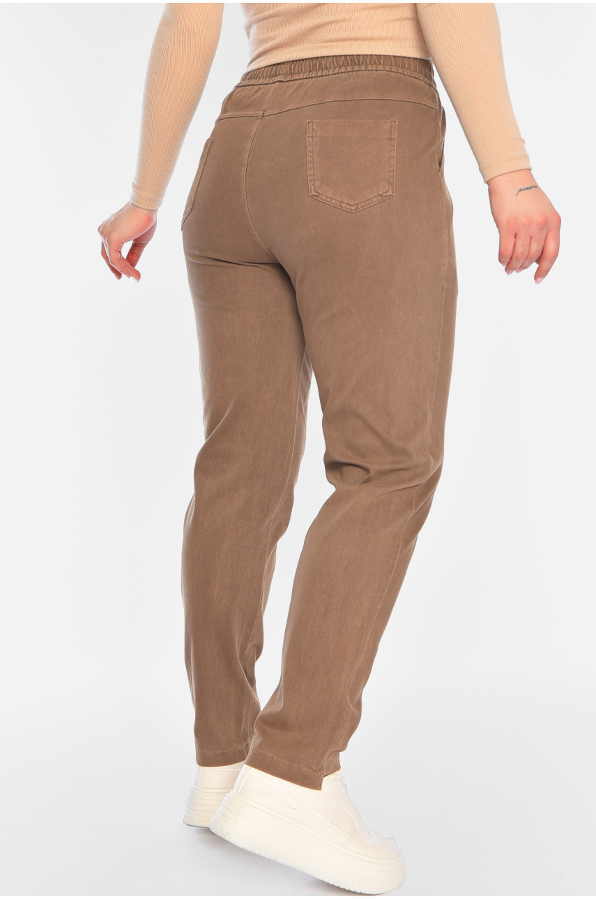Штаны женские однотонные коричневого цвета 570-2 196882