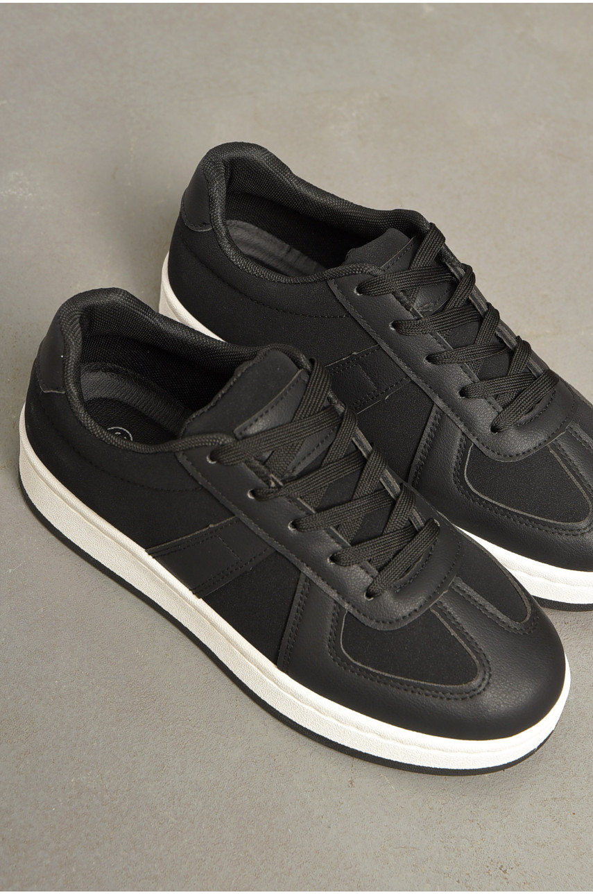 Кросівки жіночі чорного кольору на шнурівці 2025-5-1 196915 Кросівки жіночі чорного кольору на шнурівці 2025-5-1 196915