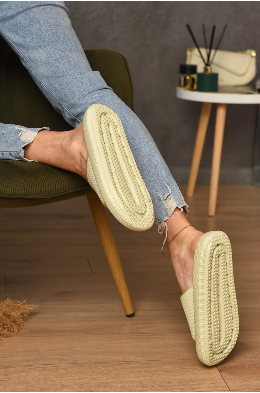 Шлепанцы пена женские светло-бежевого цвета с-88 197250 Шлепанцы пена женские светло-бежевого цвета с-88 197250