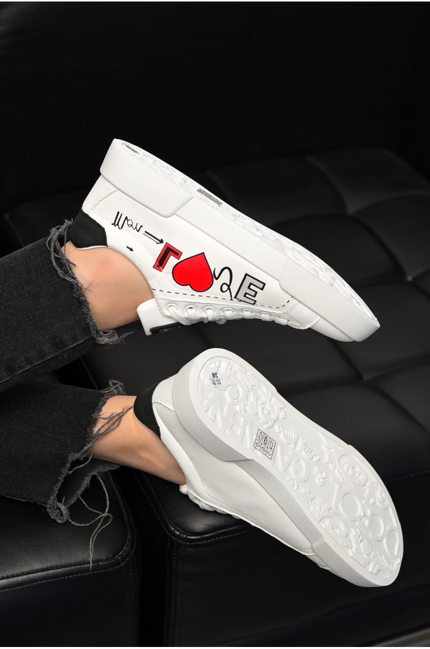 Кросівки жіночі білого кольору 533-701 197399