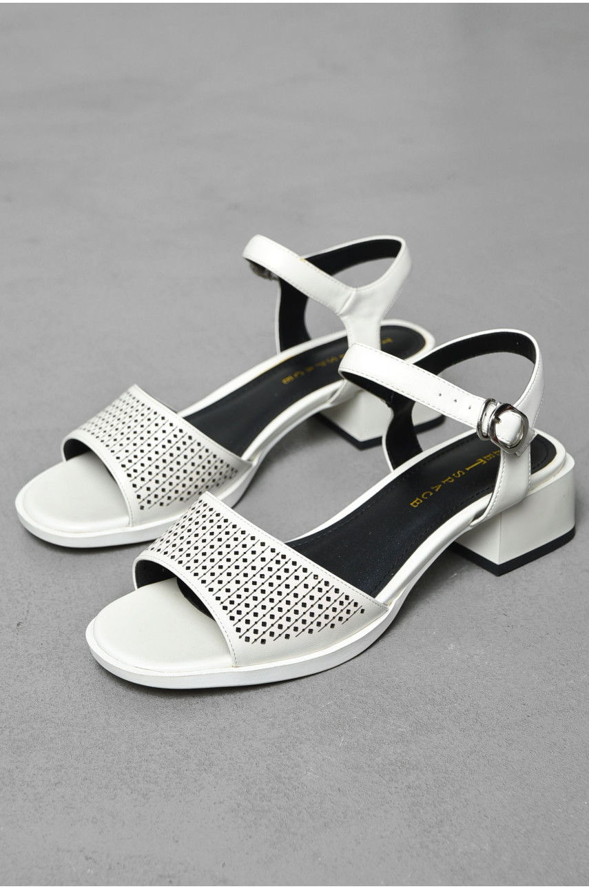 Босоножки женские белого цвета 081-26 197903 Босоножки женские белого цвета 081-26 197903