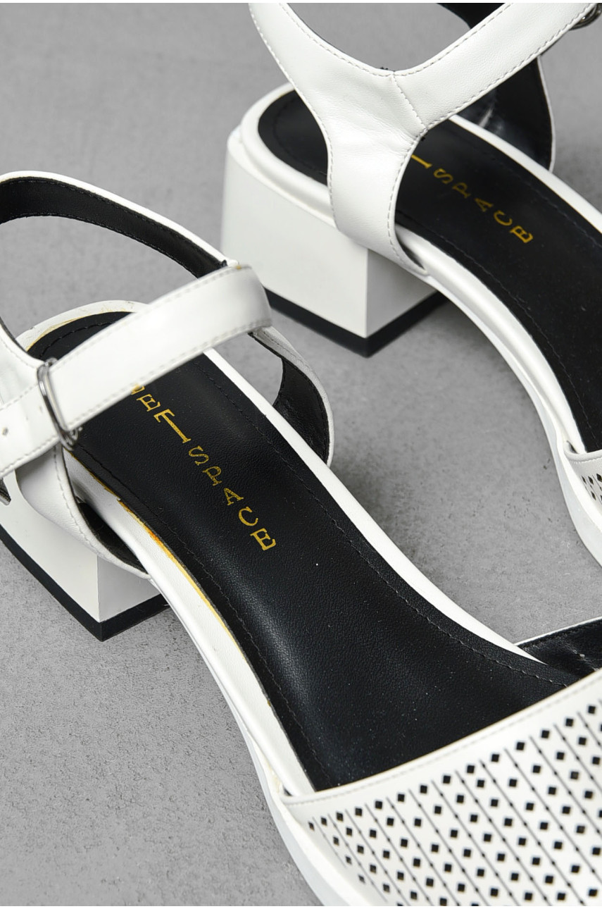 Босоножки женские белого цвета 081-26 197903 Босоножки женские белого цвета 081-26 197903